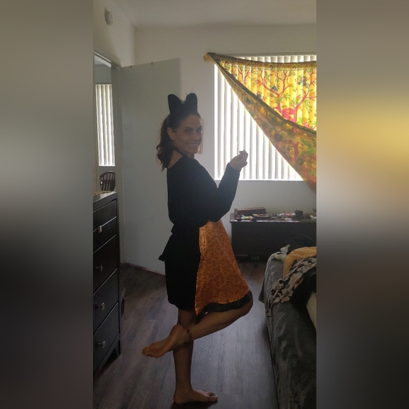 Scary black Cat 🐈⬛️ Pumpkin Halloween Smock Apron.🎃 - Picture 3 of 12